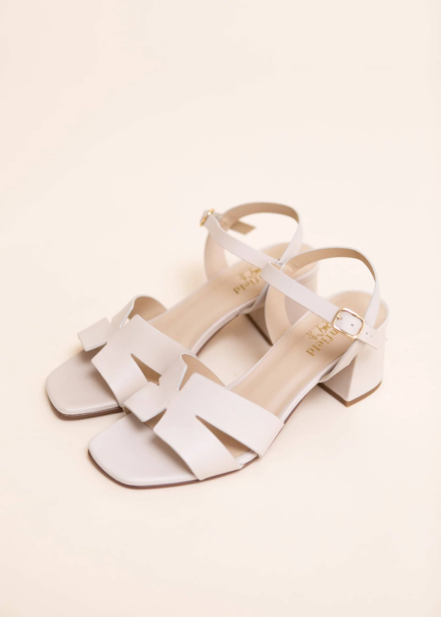 SANDALE BARNSLEY CUIR BEIGE