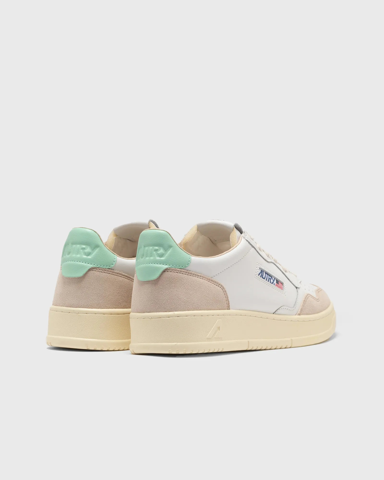 Autry Action Shoes WMNS MEDALIST LOW