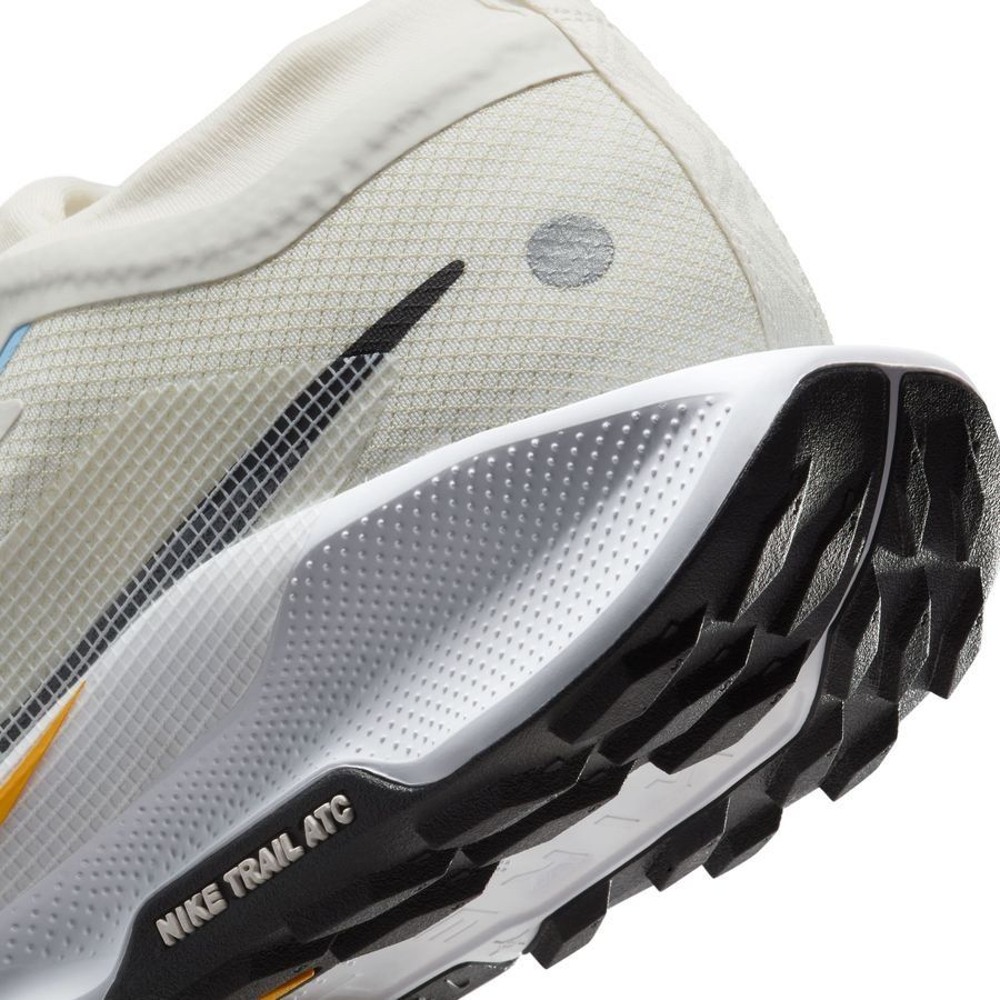 Nike Chaussures de Running Pegasus Trail 5 Gore-Tex - Blanc/Gris/Noir/Jaune Doré Femme