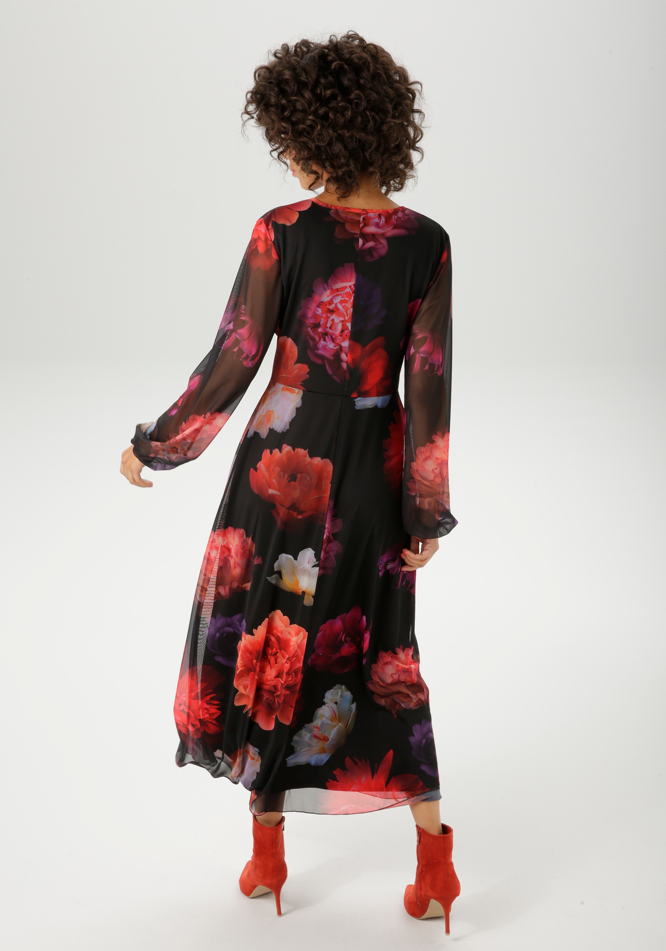 Aniston CASUAL Maxikleid mit farbenfrohen, grossflächigen Blüten bedruckt - NEUE KOLLEKTION