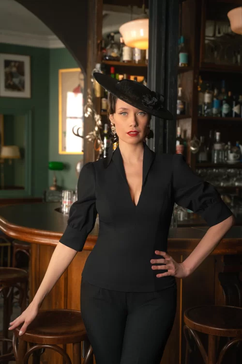 Vintage Diva  The Laura Lee blouse in zwart