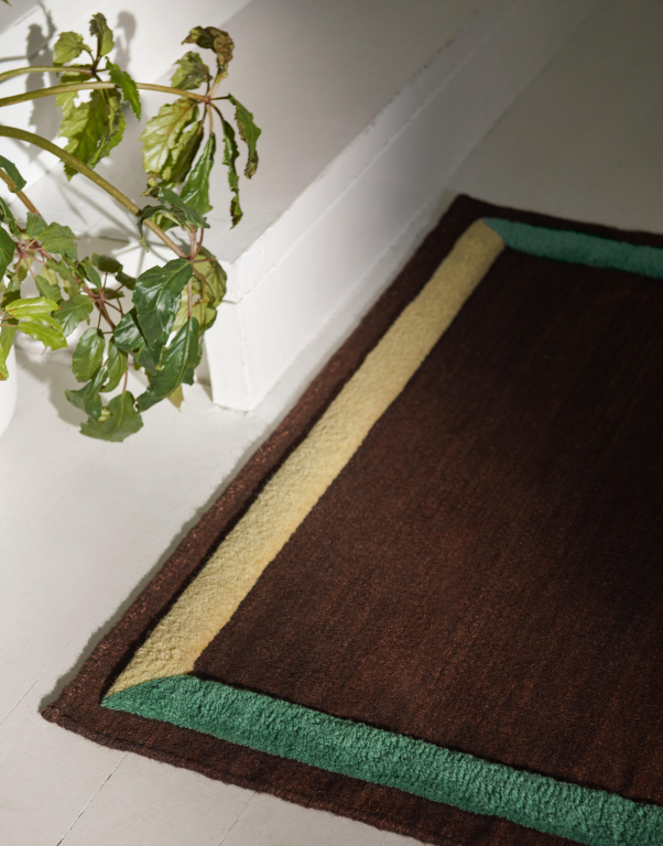 &tradition Framed AP14 vloerkleed 90x240 Plum