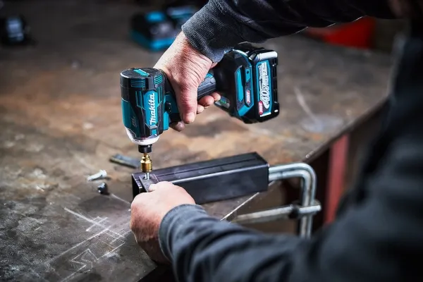 Makita TD001G - Støddriver - ledningfri - 600 W - 4-hastigheders - 1/4
