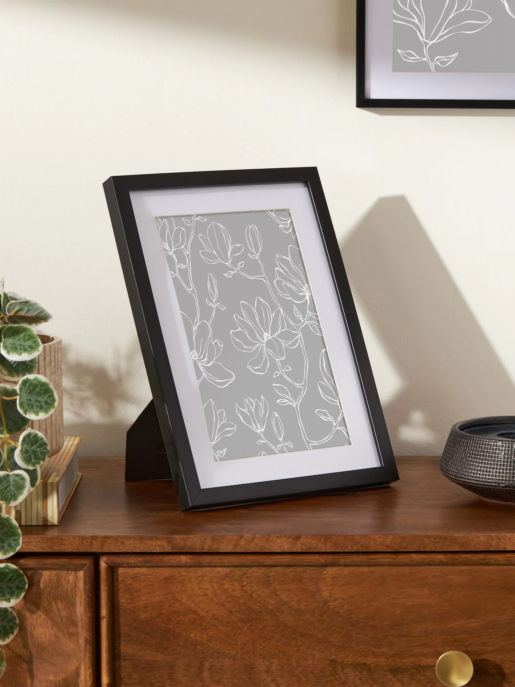 Hadley Poster Frame