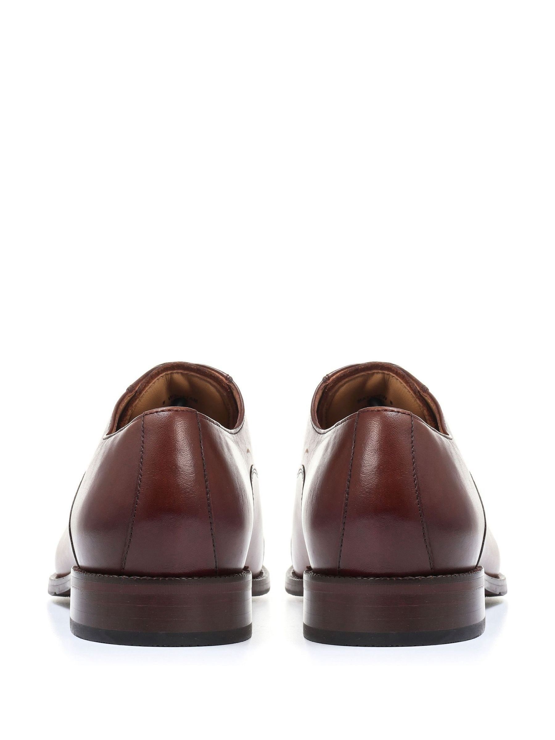 Bruin - Normale Pasvorm - Jones Bootmaker - Modieuze leren veterschoenen voor heren