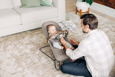 UPPAbaby Mira Bouncer Lekebøyle, Forrest Fun
