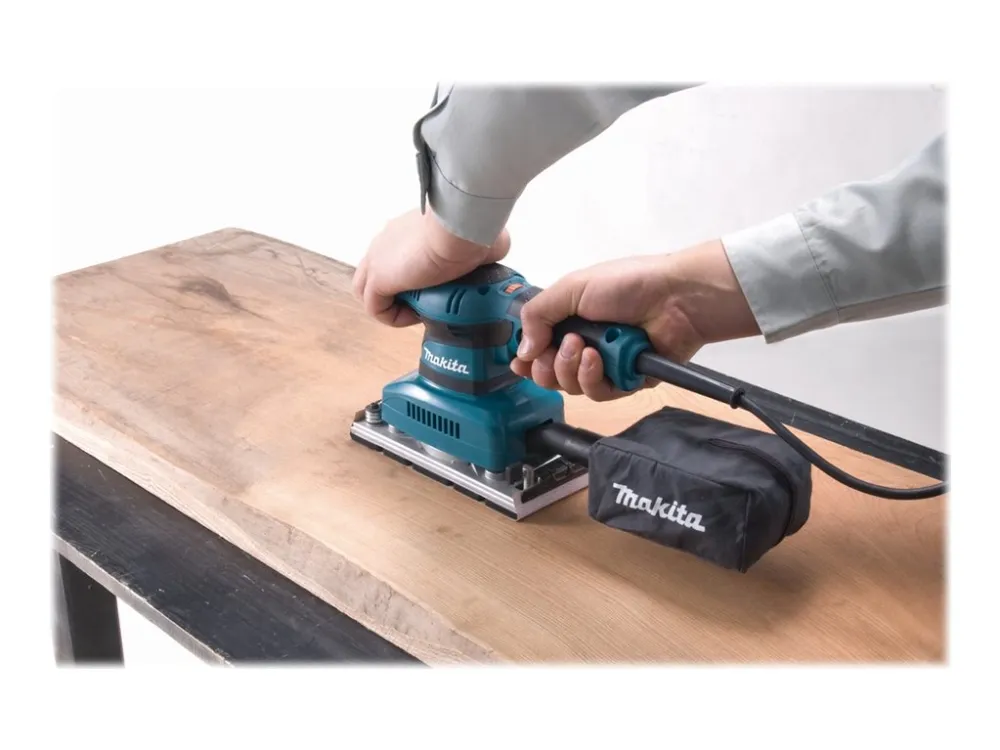 Makita BO3711J - Kredsløbssliber - 190 W - 93 x 228 mm
