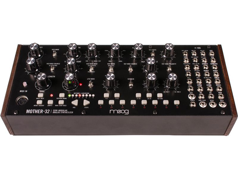 Moog Synthesizer MOTHER-32 Semimodularer analoger Synthesizer