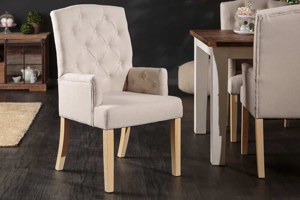 Eleganter Armlehnen Stuhl CASTLE beige mit Chesterfield Steppung im Landhausstil