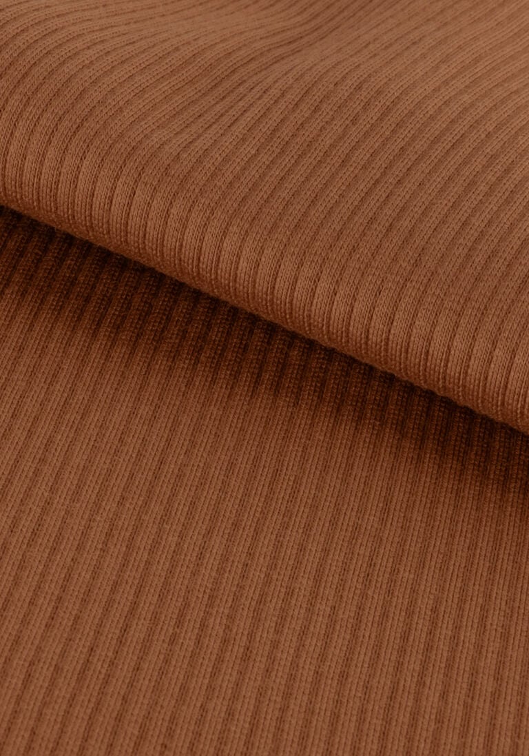 Z8 bruine z8  talie