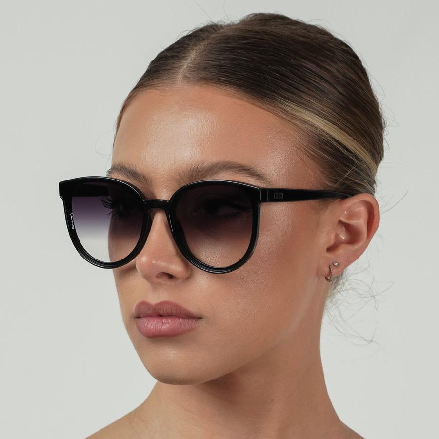 Otra Eyewear Dali Black Fade