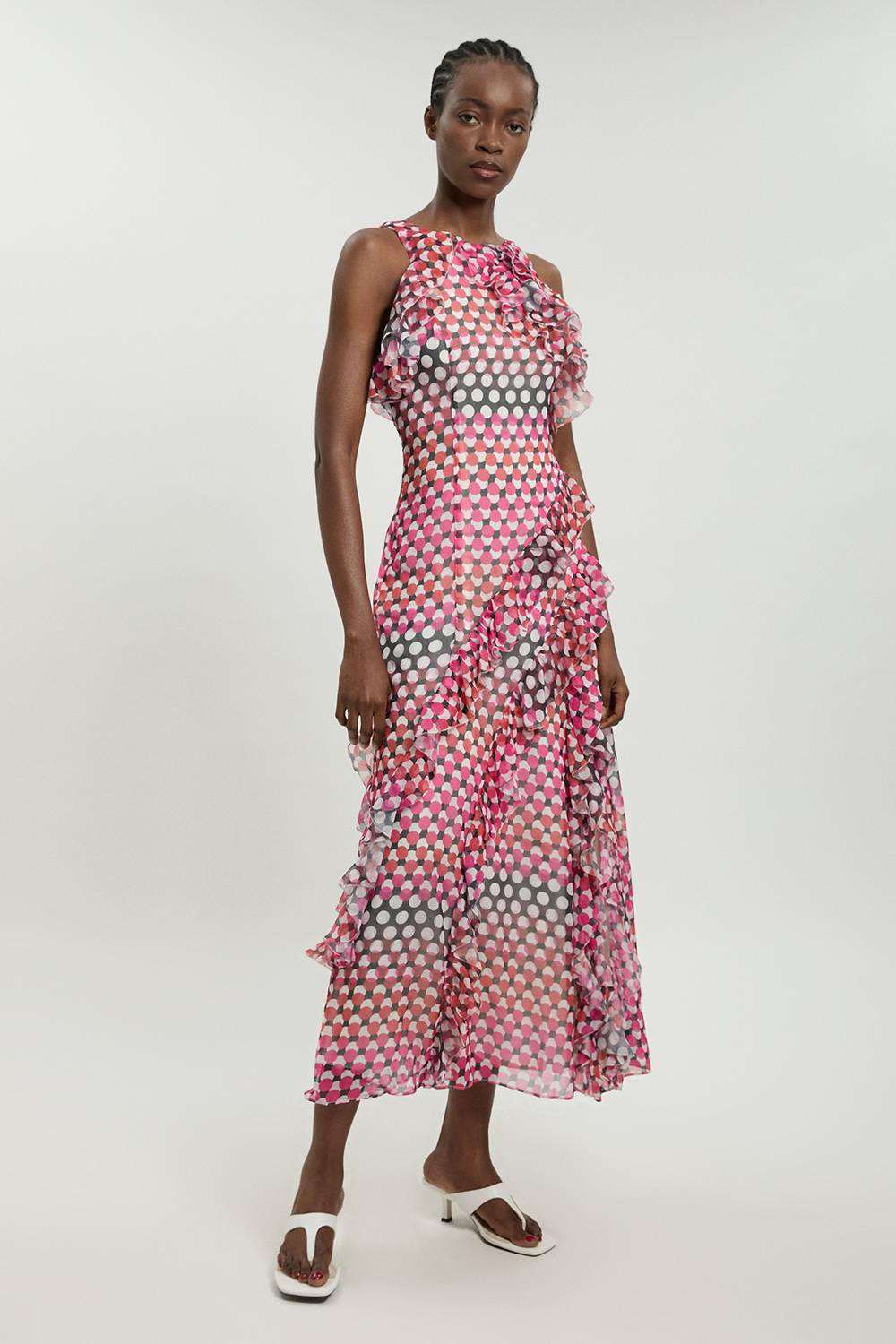 KarenMillen Robe Longue Tissée À Col Licou Avec Détails De Volants En Georgette Froissée