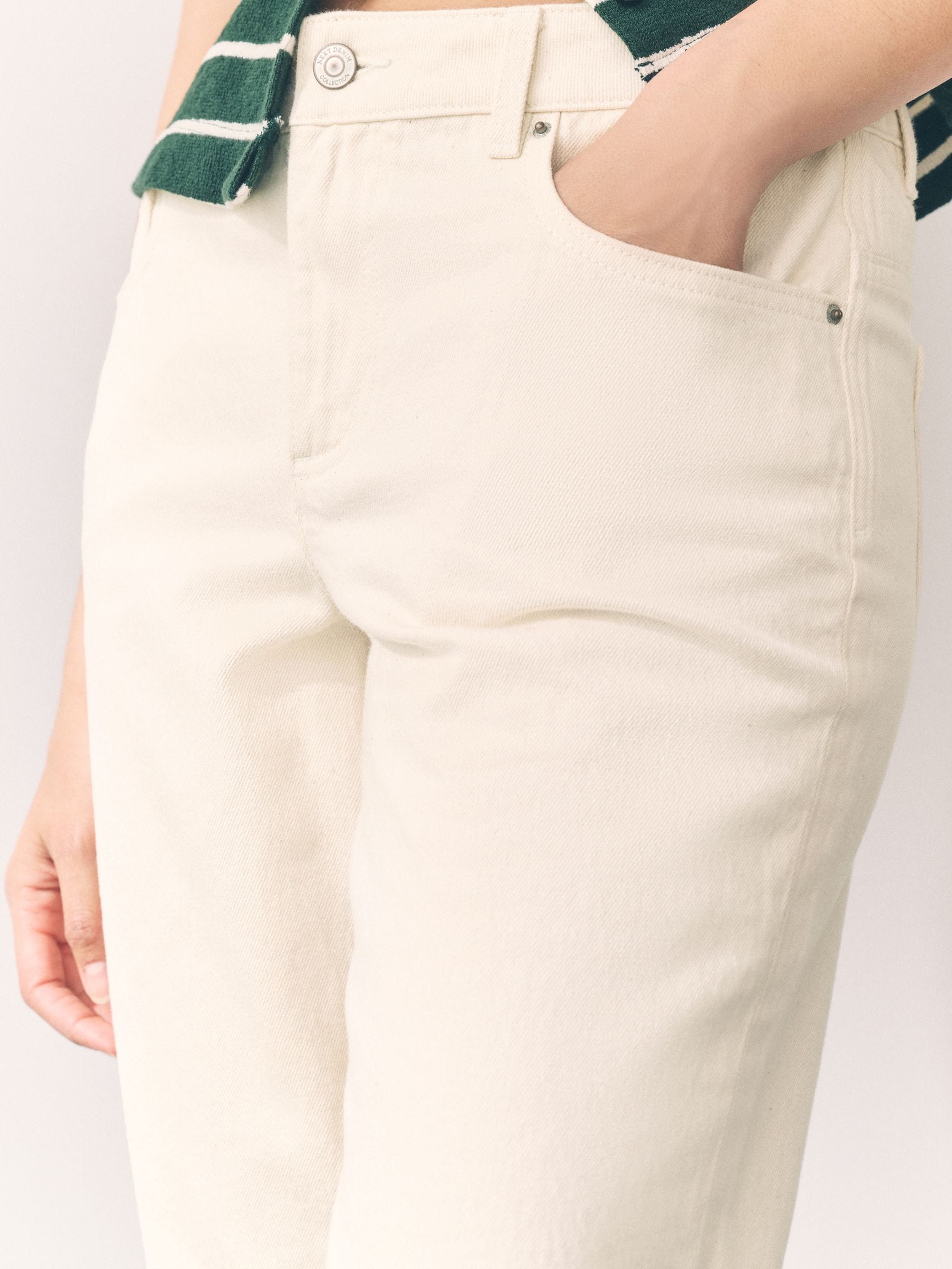 Ecru - Knielange Bermuda denim shorts