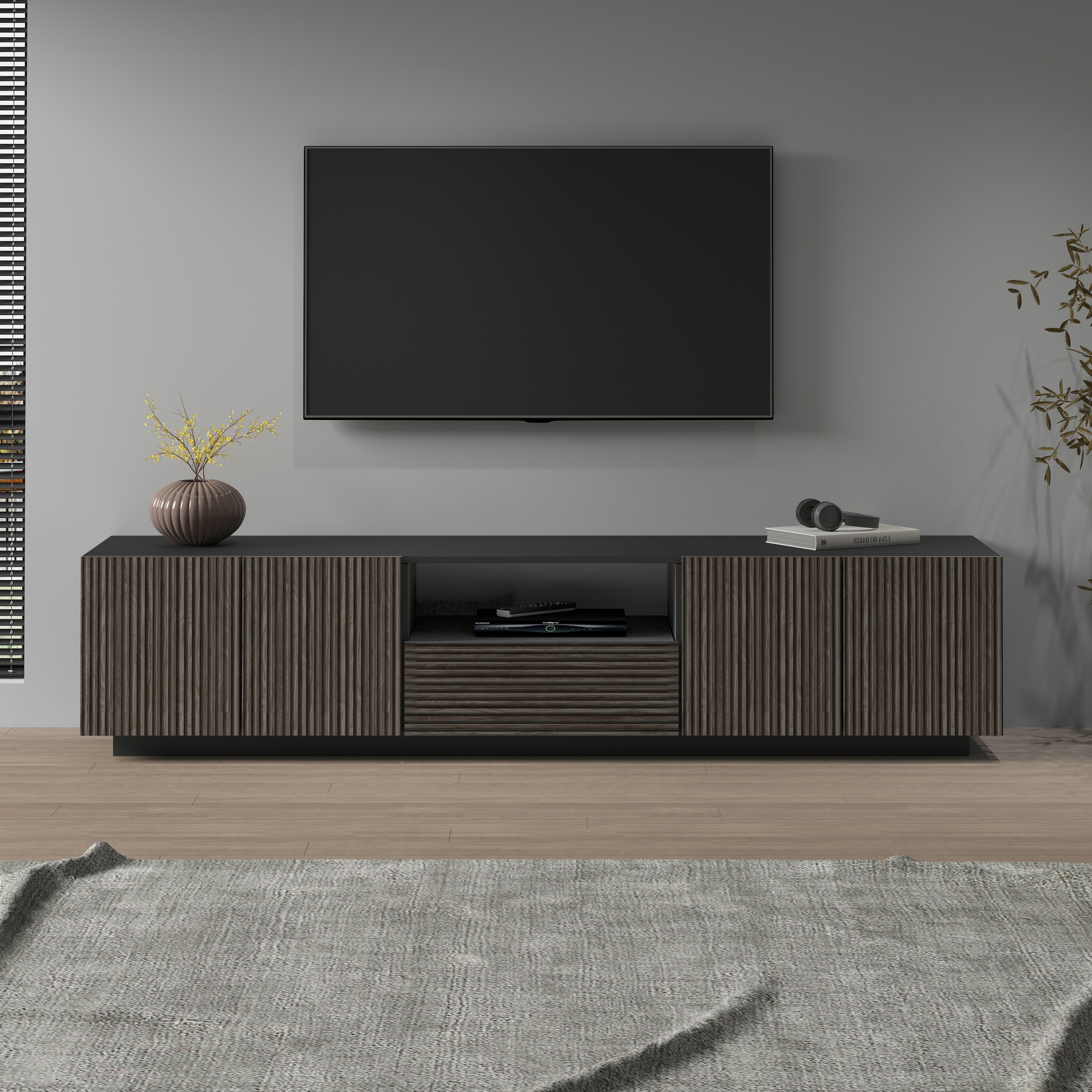 INOSIGN Lowboard »Vega,Lowboard,TV Board,TV Schrank,220 cm« mit 4 Türen und 1 Schublade,Fronten mit Rillen-Optik