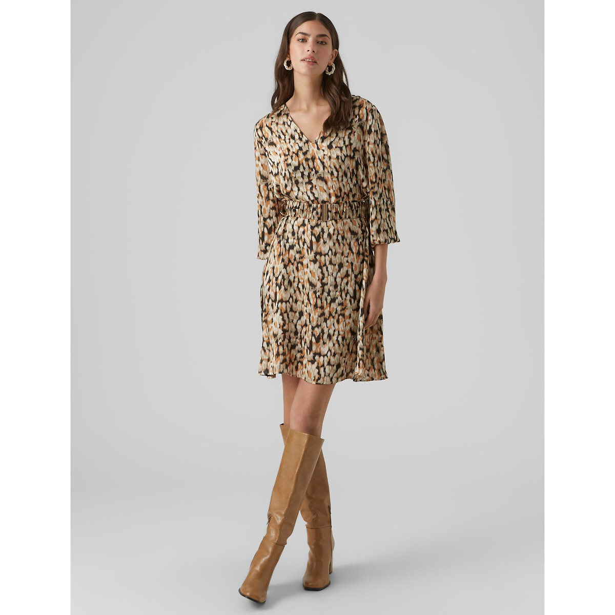 VERO MODA<br>Vestido curto estampado, cinto