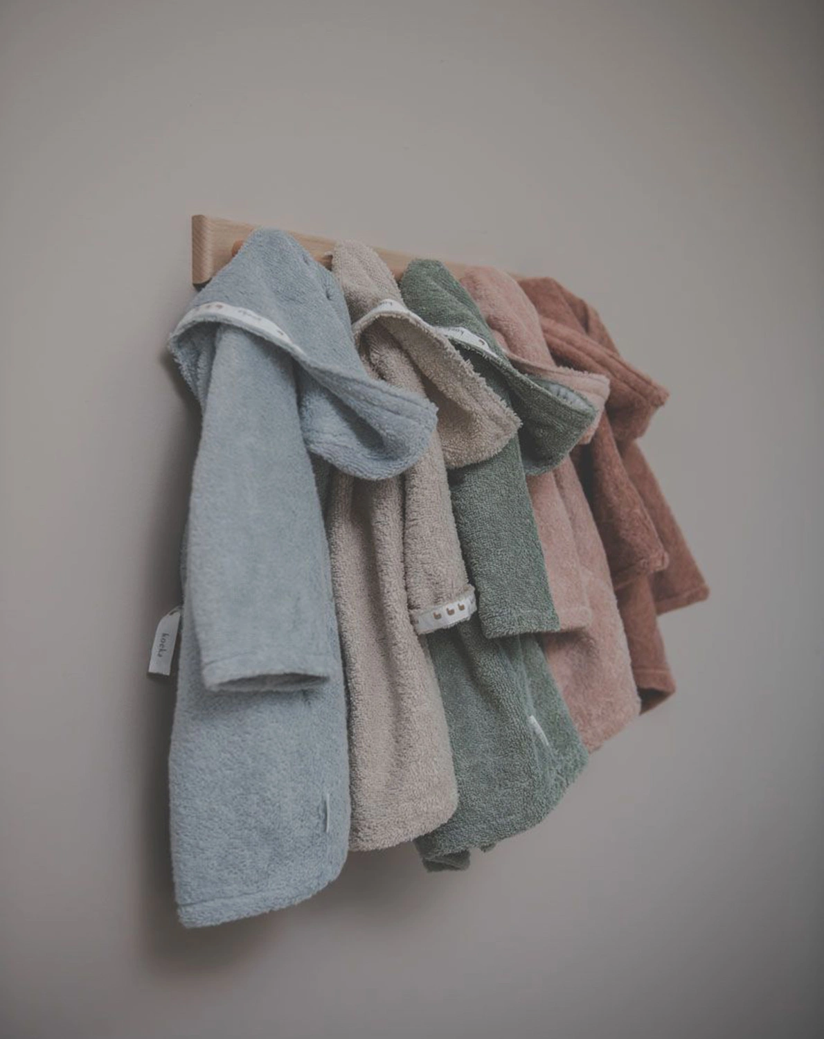 Bademantel DIJON DAILY in shadow green