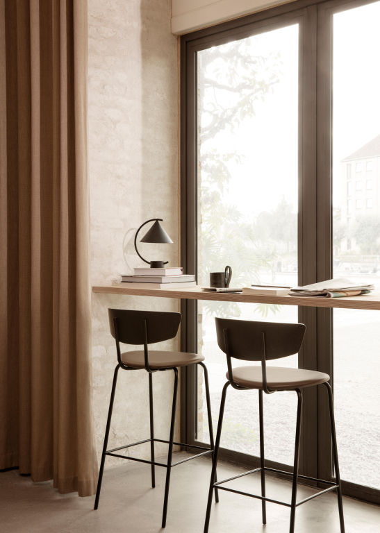 Ferm Living Meridian tafellamp LED oplaadbaar zwart