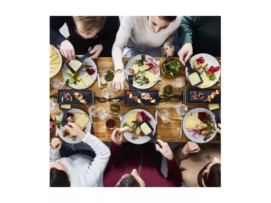 TEFAL Appareil a raclette et grill, 2 personnes, Modulable, Prise intégrée pour brancher d'autres appareils, Plug & Share RE23
