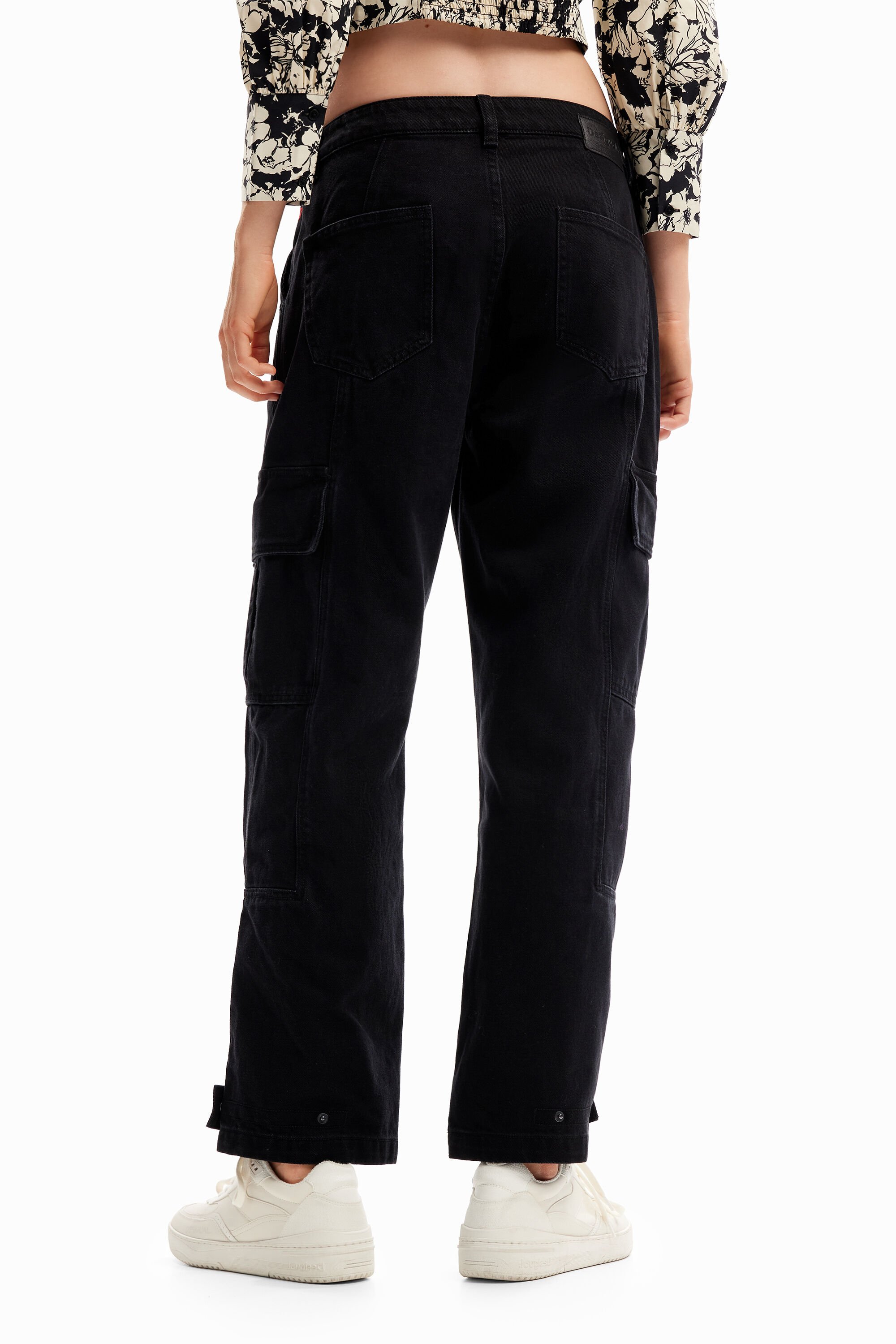 Jean cargo
