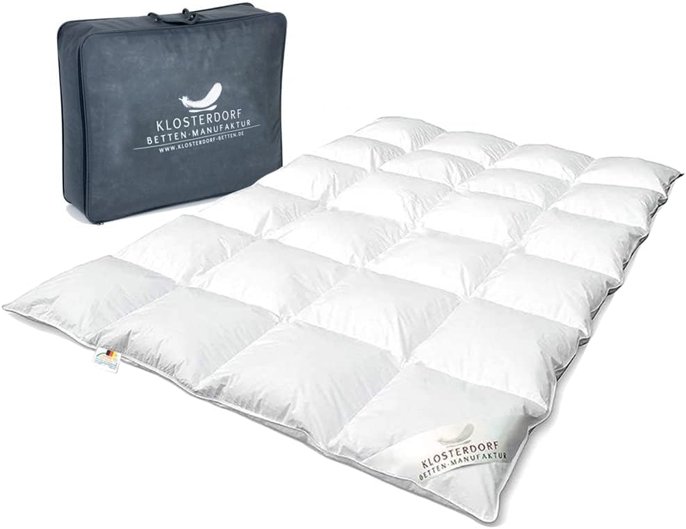 Klosterdorf Bettenmanufaktur Premium Winterdecke ''Heimatliebe'' - 135x200 cm - 720 Gramm - WARM - Daunendecke - Bettdecke - Handarbeit aus Deutschland - Für einen gesunden Schlaf