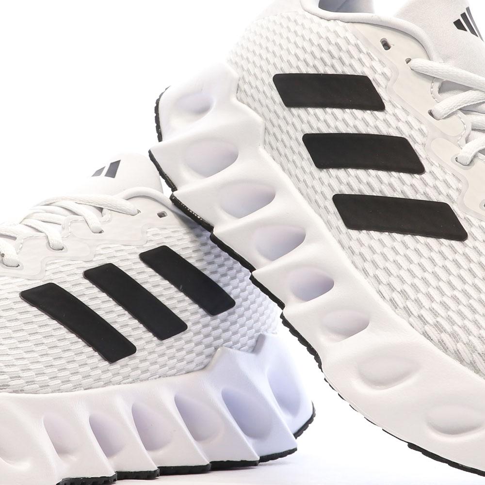 Adidas Baskets Blanches/Noires Homme Adidas Switch
