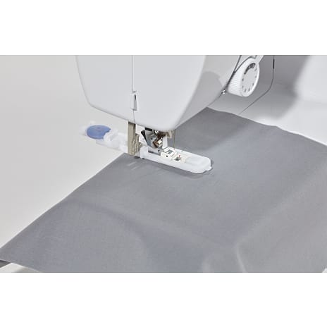 Brother FS40s elektronisk CPX symaskine