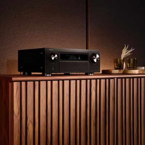 Denon AVC-X6800H – 11.4-kanaals surroundreceiver met 7 x HDMI 2.1 / 8K Zwart
