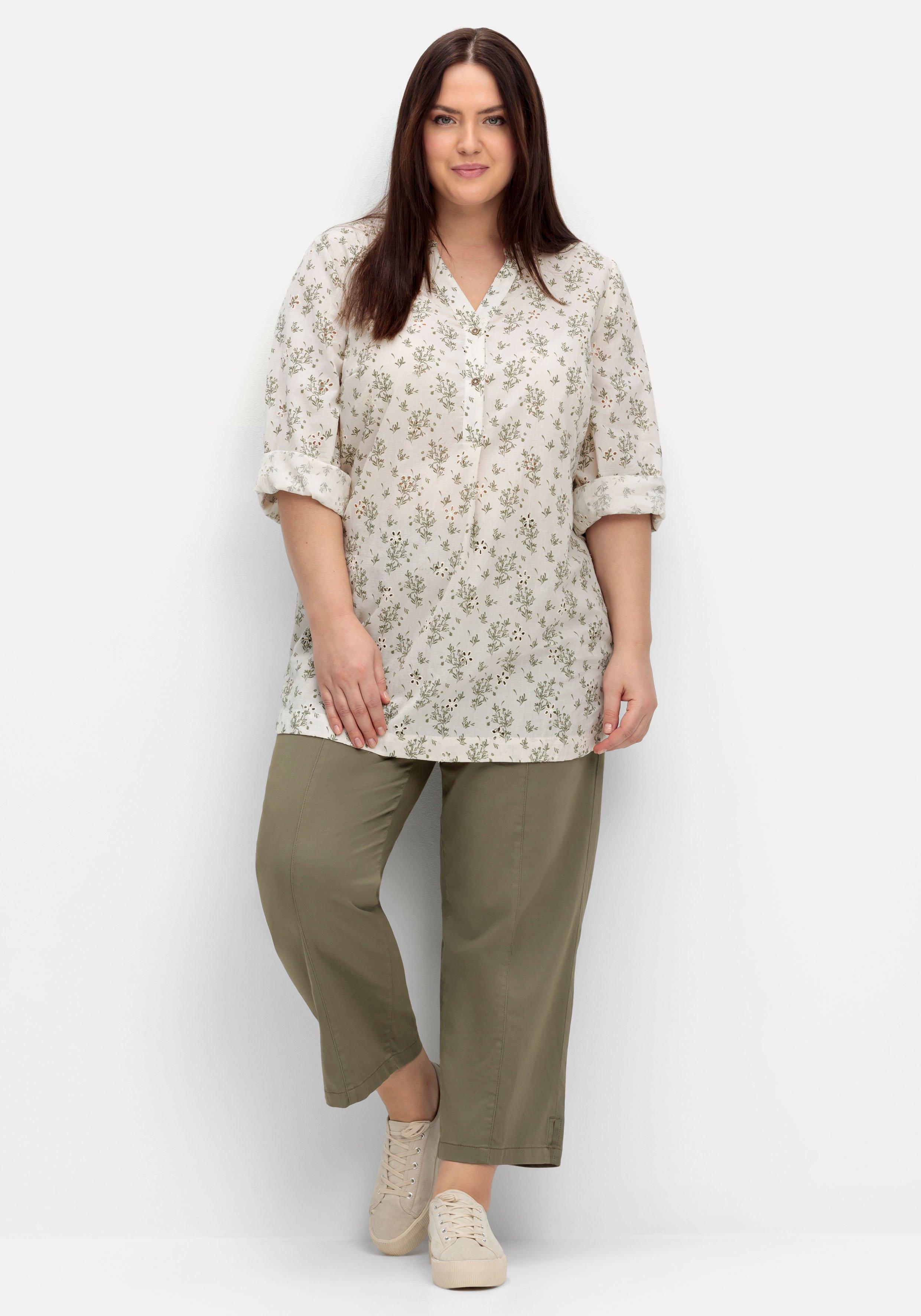Tunika mit Alloverprint und Lochstickereien
