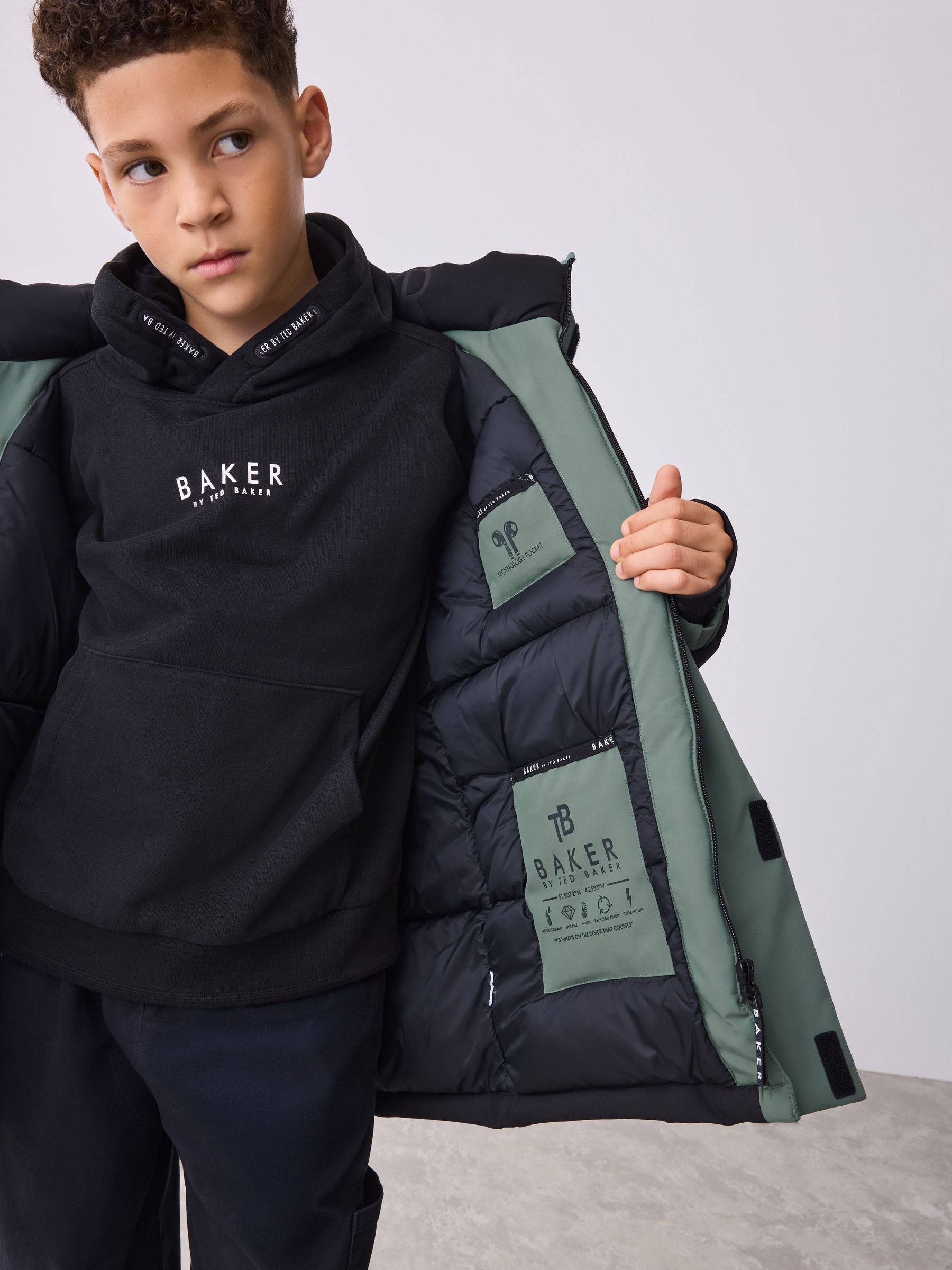 Saliegroen/zwart - Baker by Ted Baker regenbestendige colourblockparka