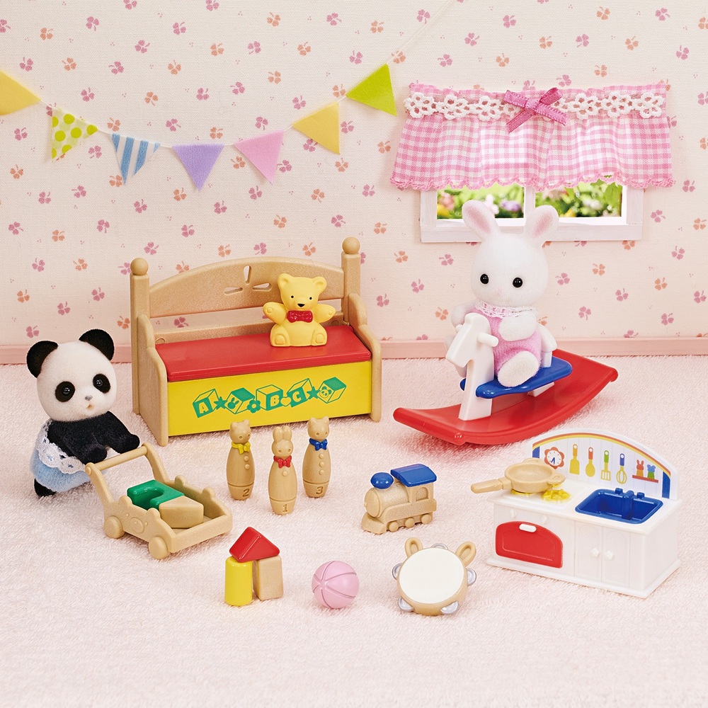 Sylvanian Families Spielzeugkiste Schneehase & Panda-Babys