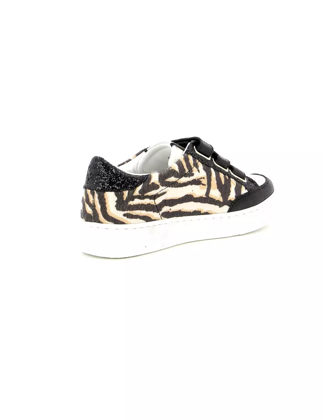 CL11 CL57 - Baskets tiger