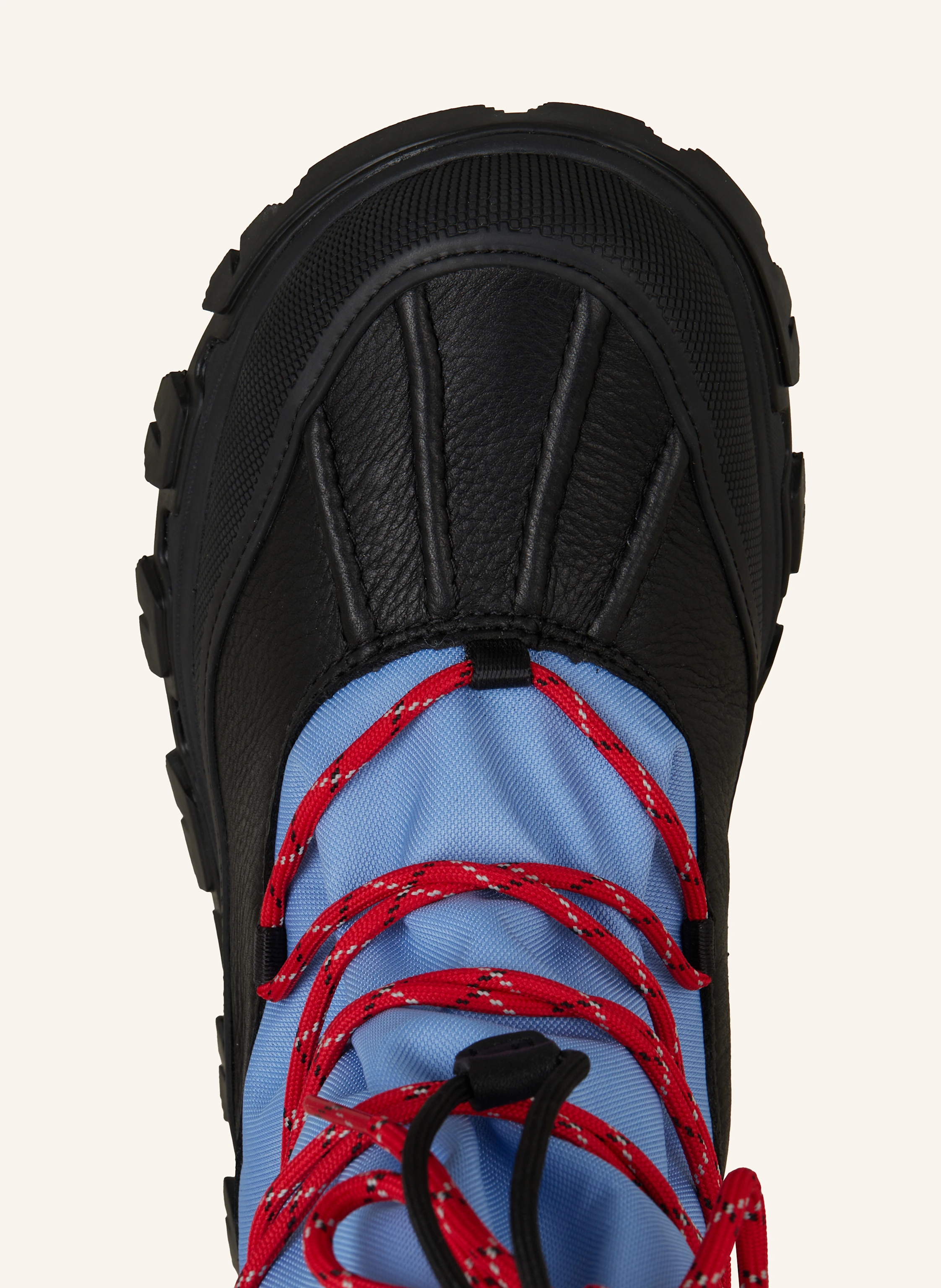 UGG Schnürboots METROPEAK