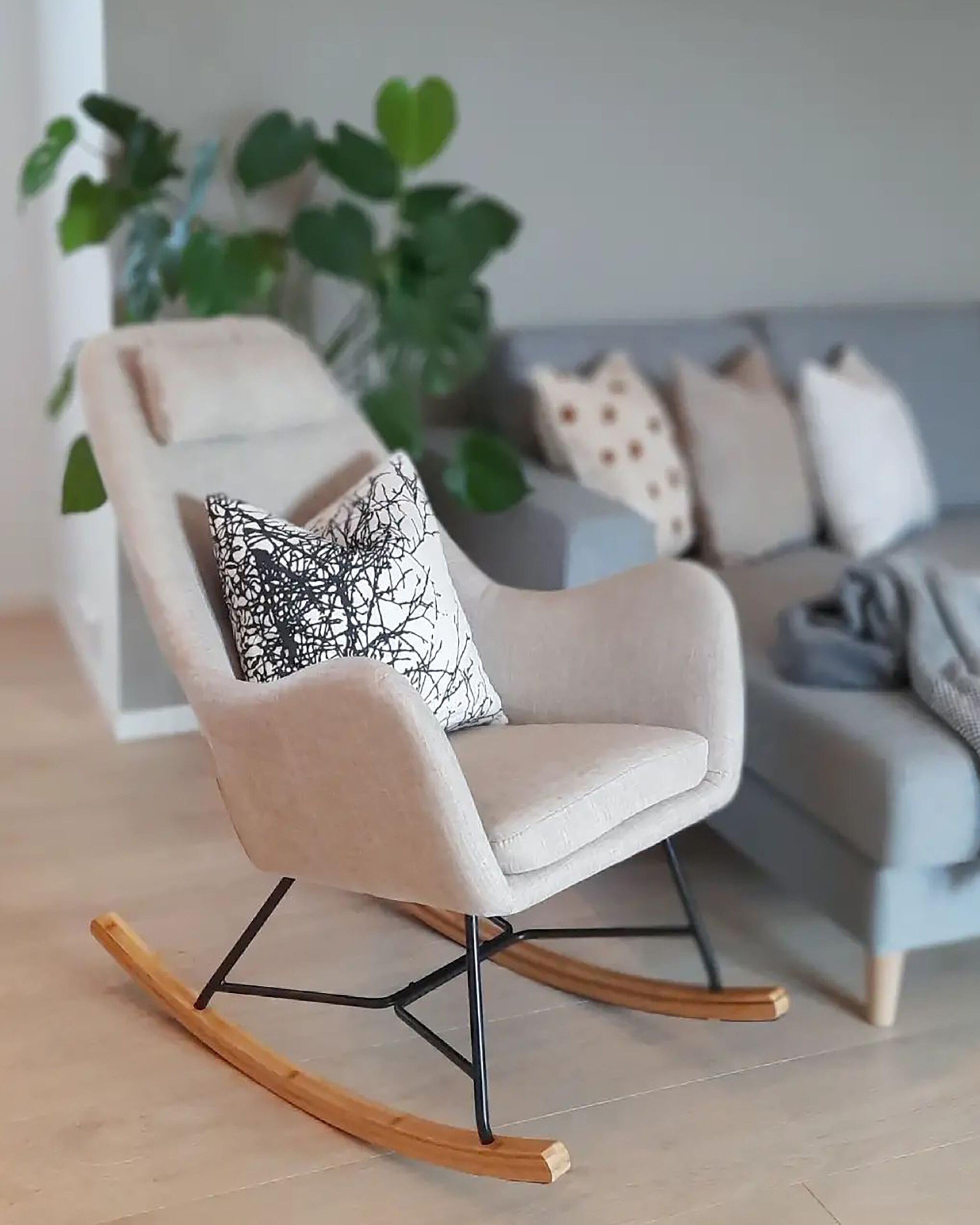 Schommelstoel ARRIE Stof Lichtbeige