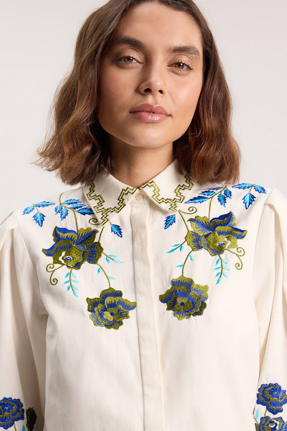 KarenMillen Chemisier En Sergé De Coton Tissé Brodé De Roses