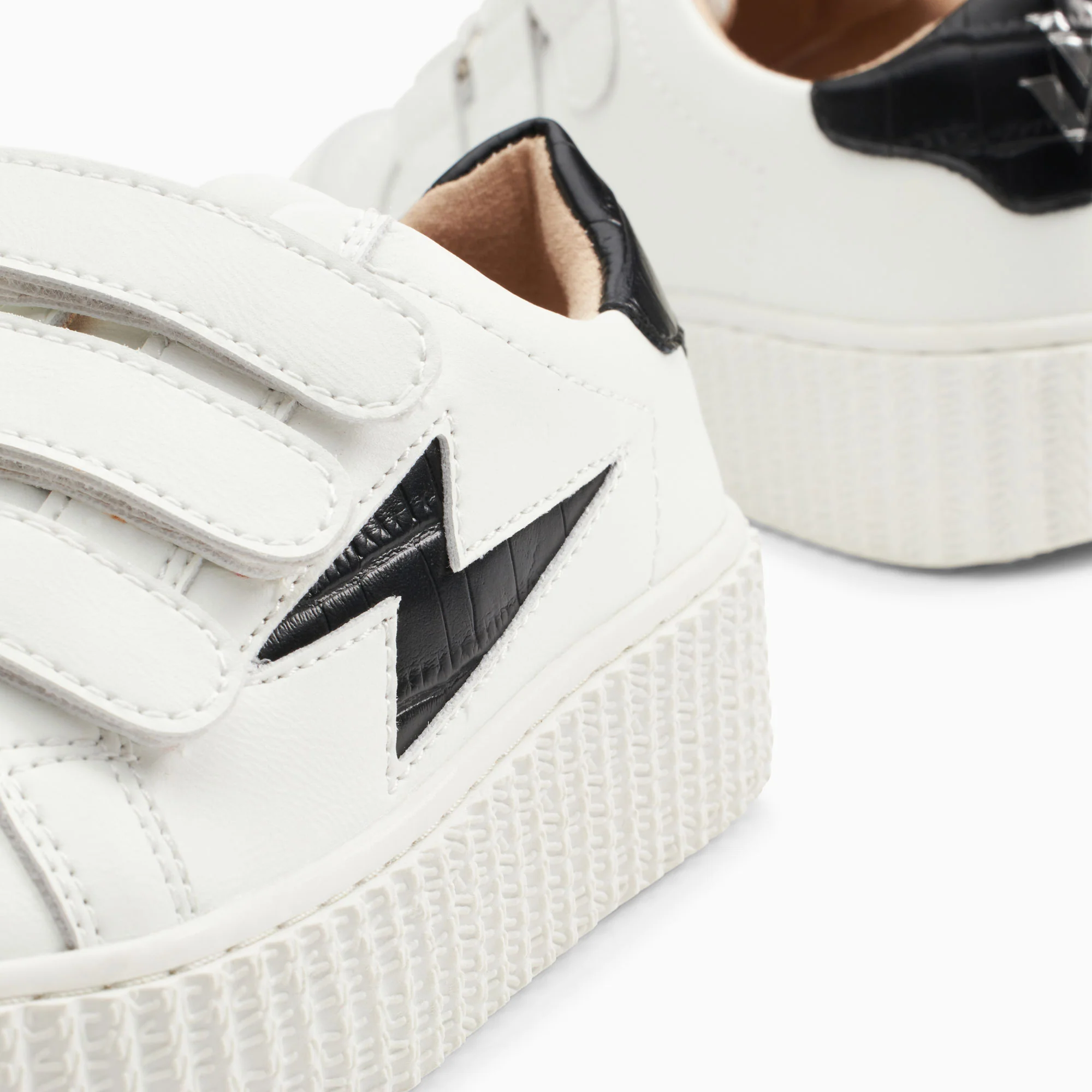 Sneakers-Baskets éclair Mini Elsa blanc et noir croco à scratchs