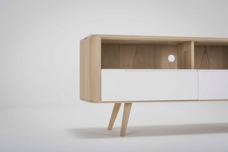 Gazzda Ena dressoir tv-meubel drie 135x42 naturel