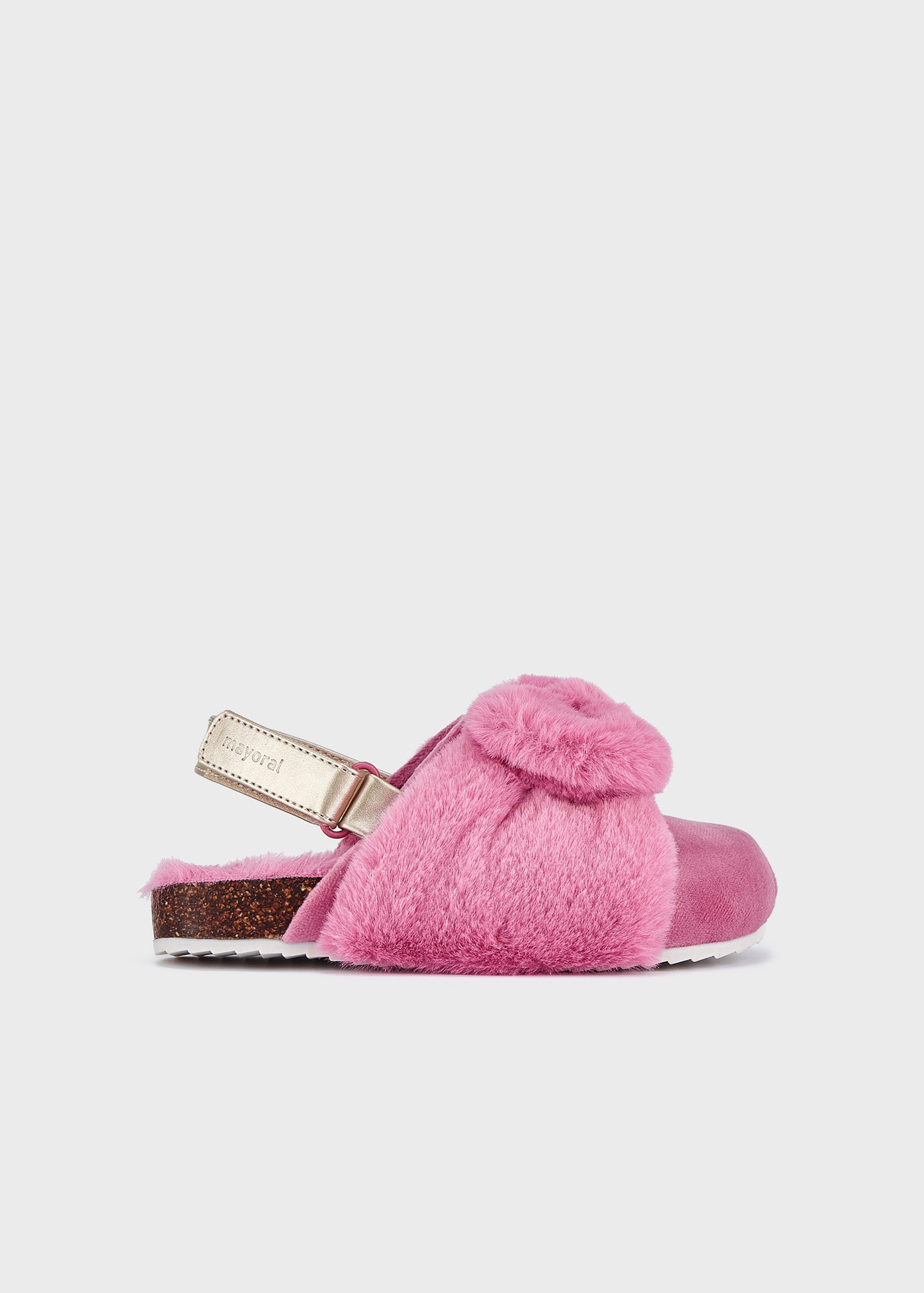 Pantufa infantil com laço