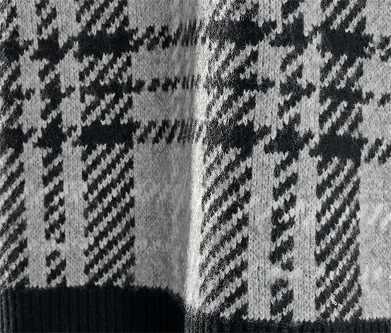 Strickpullover mit Rollkragen