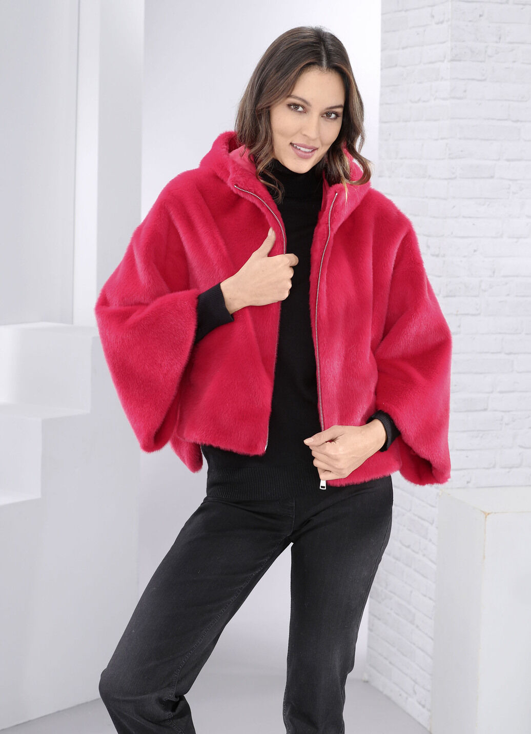 Kurzjacke in Cape-Form