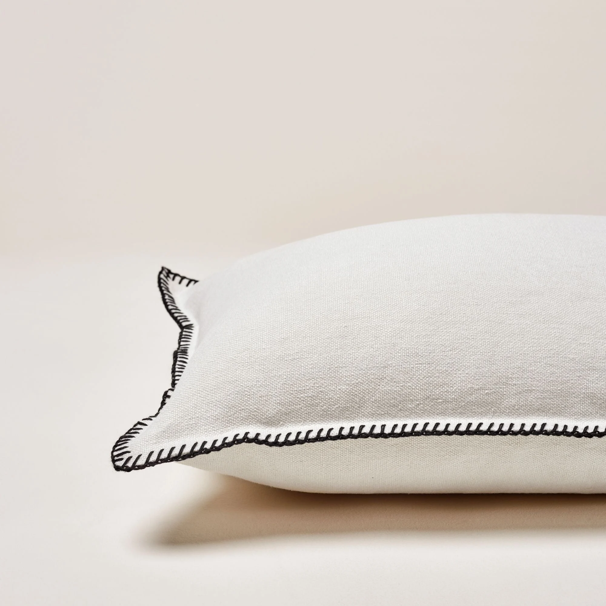 NINO - Housse de coussin | Blanc