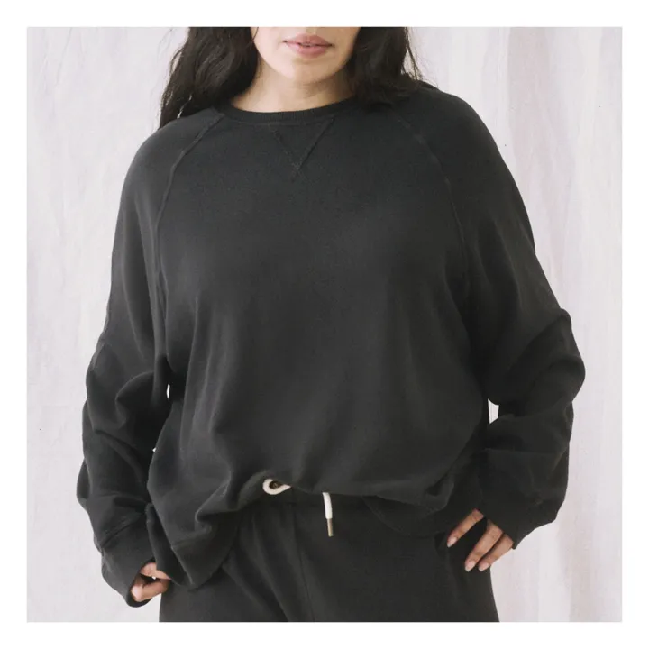 The Great Sweat The Slouch | Noir