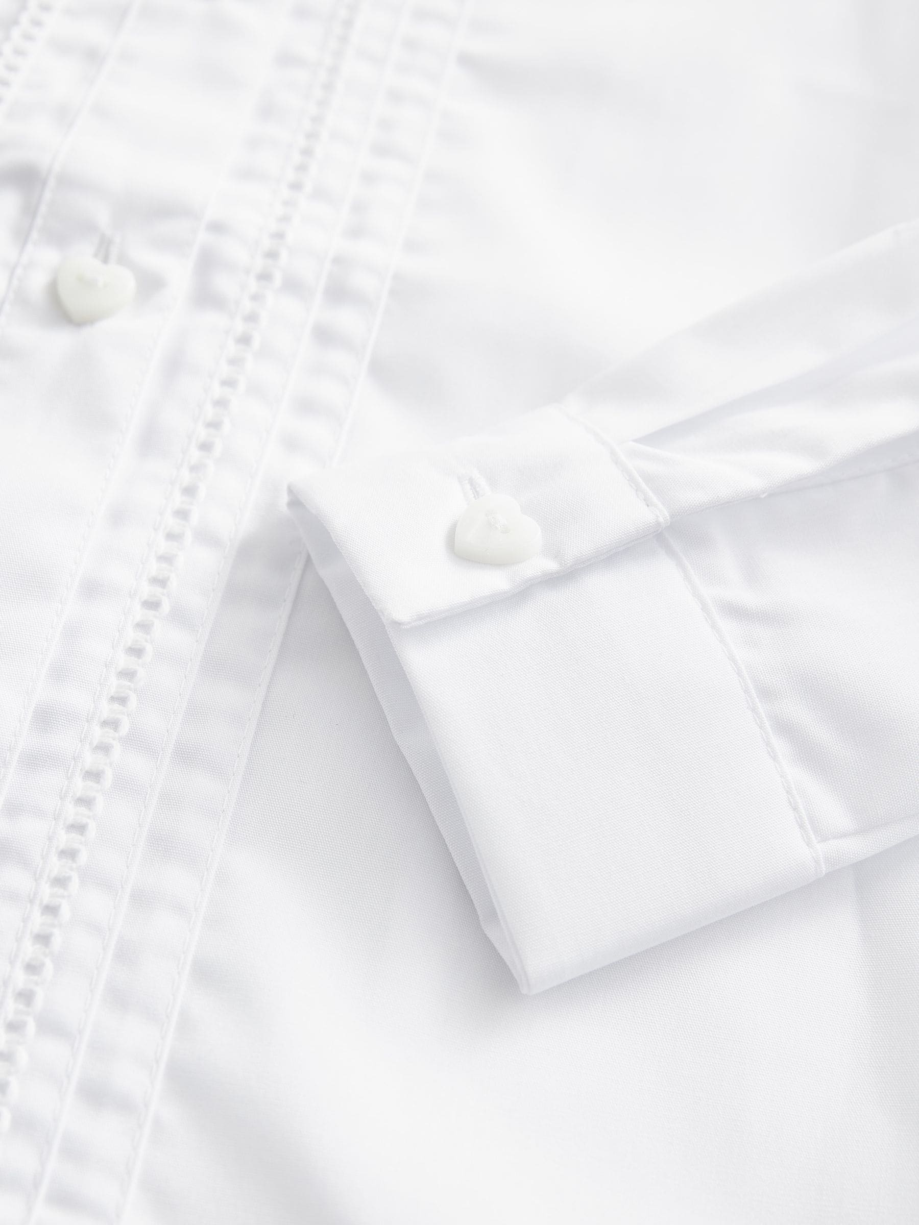 Wit - Schoolblouse met lange mouwen en kantafwerking (3-14 jr)