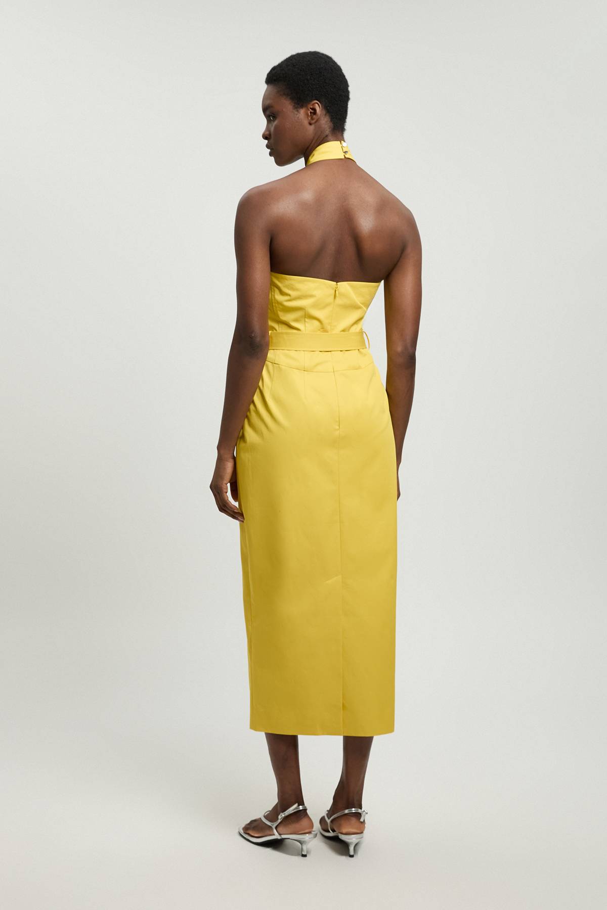 KarenMillen Robe Mi-longue Cintrée Ceinturée En Satin De Coton Ajusté