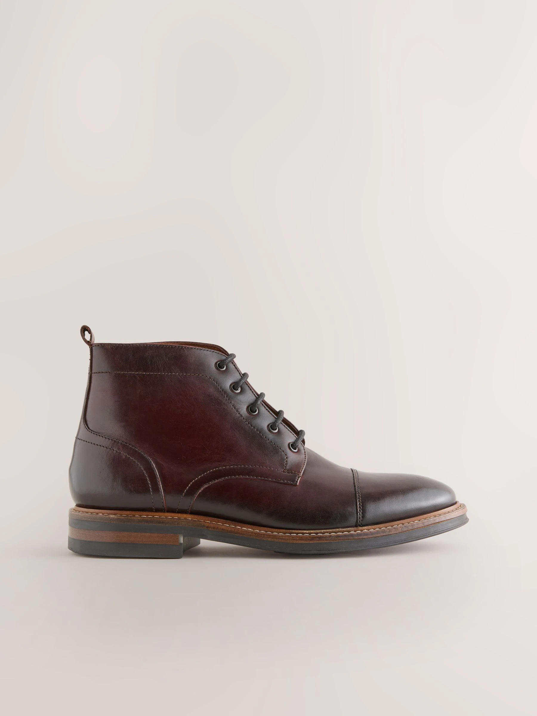 Bordeauxrood - Leren boots met neusstuk
