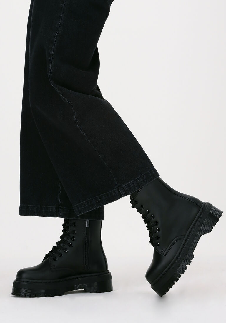 DR MARTENS zwarte dr martens veterboots vegan jadon ii mono