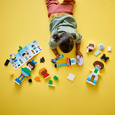LEGO DUPLO Town 10423 Byggbare personer med sterke følelser