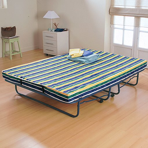 LA REDOUTE INTERIEURS<br>Cama dobrável + estrado de ripas + colchão