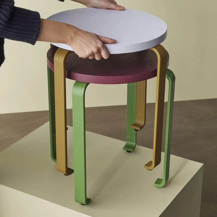 Hübsch Interior - Smile Hocker, Ø 46 cm, hellblau / khaki