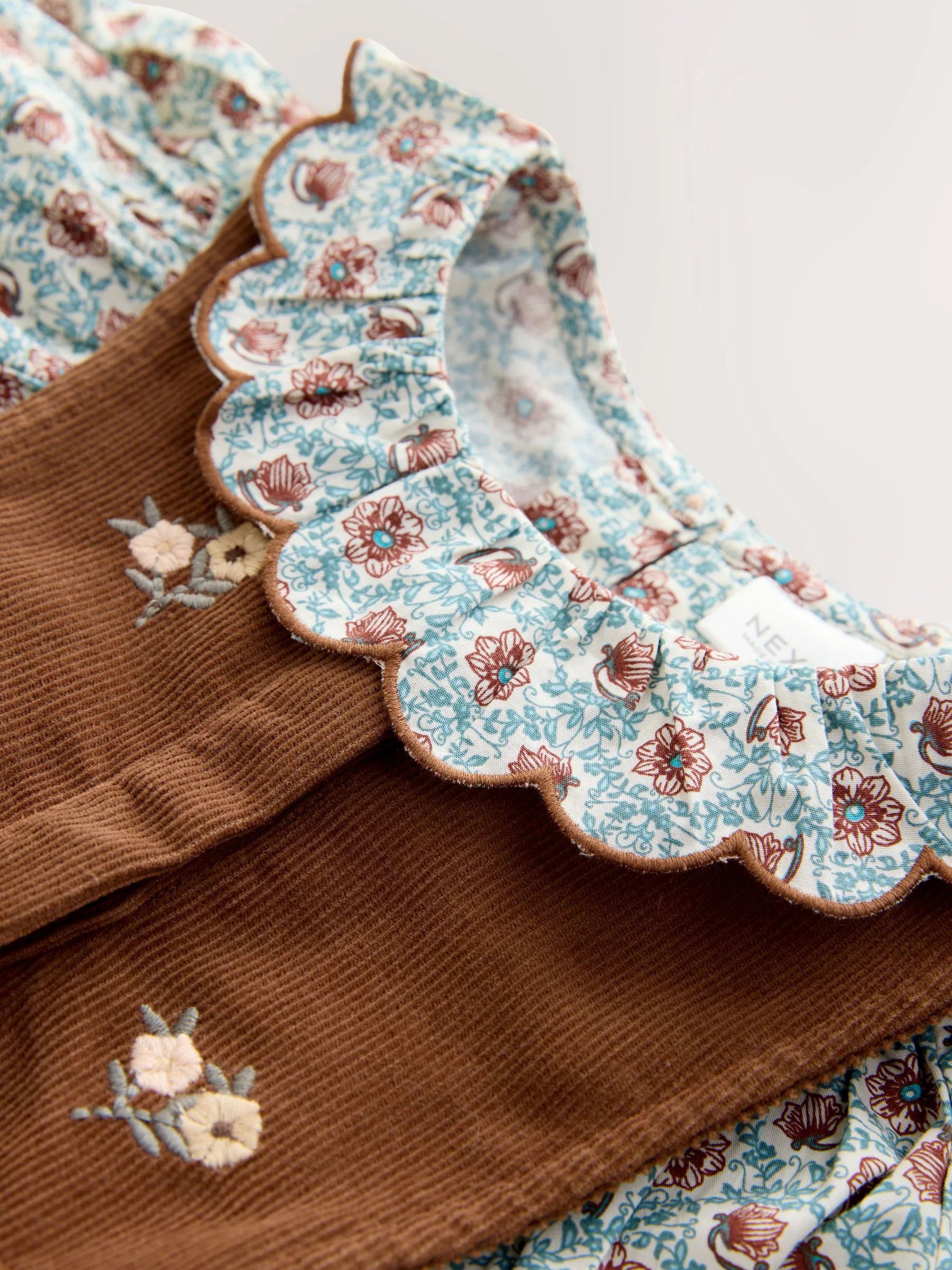 Chocoladebruin - Set van corduroy tuinbroek en blouse (3mnd -7jr)