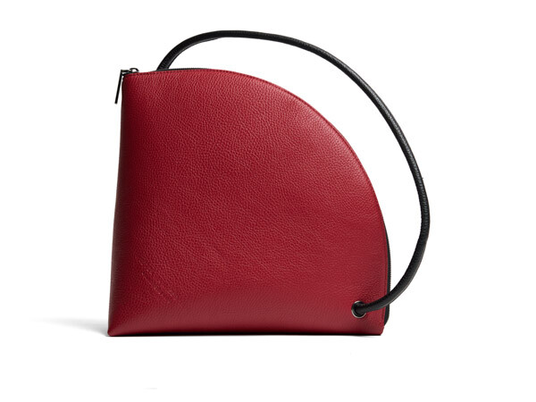 Quarter L dark red